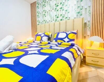 Tropical: Appartement 2 Pièces (1 Chambre) avec Balcon Privé-Wifi-Chauffe-eau